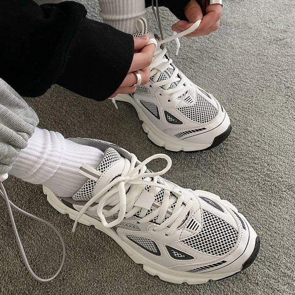 CHUNKY WHITE LUXURY RUNNING SNEAKERS